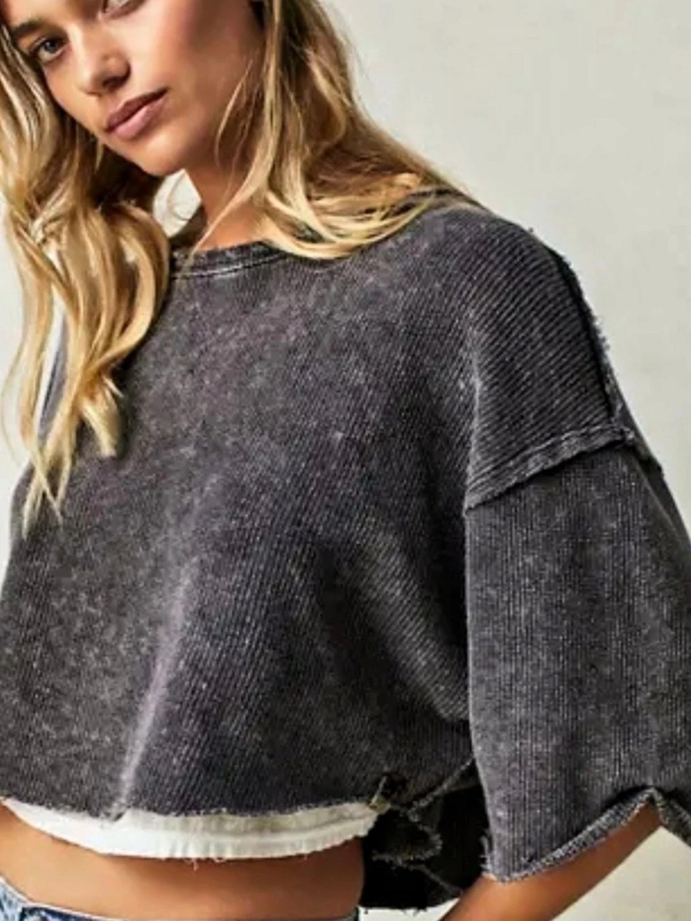We The Free Cropped Textured Top in Gray Size Medium NWT